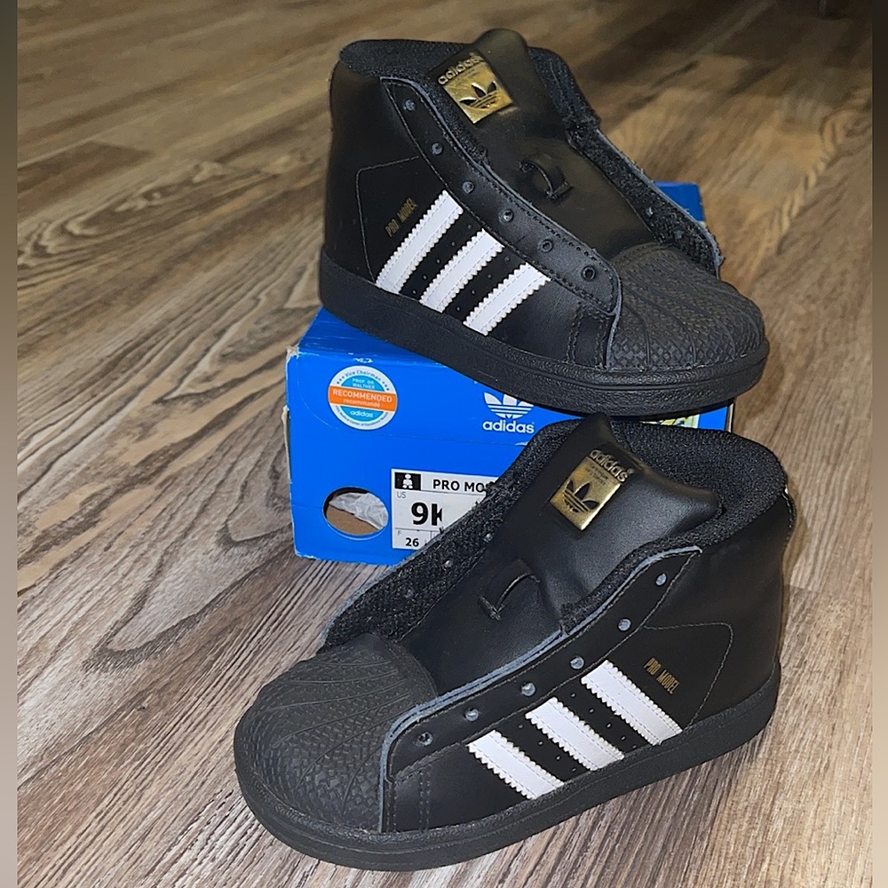 🚨💥Adidas Shell-top BUNDLE💥 - Picture 2 of 10